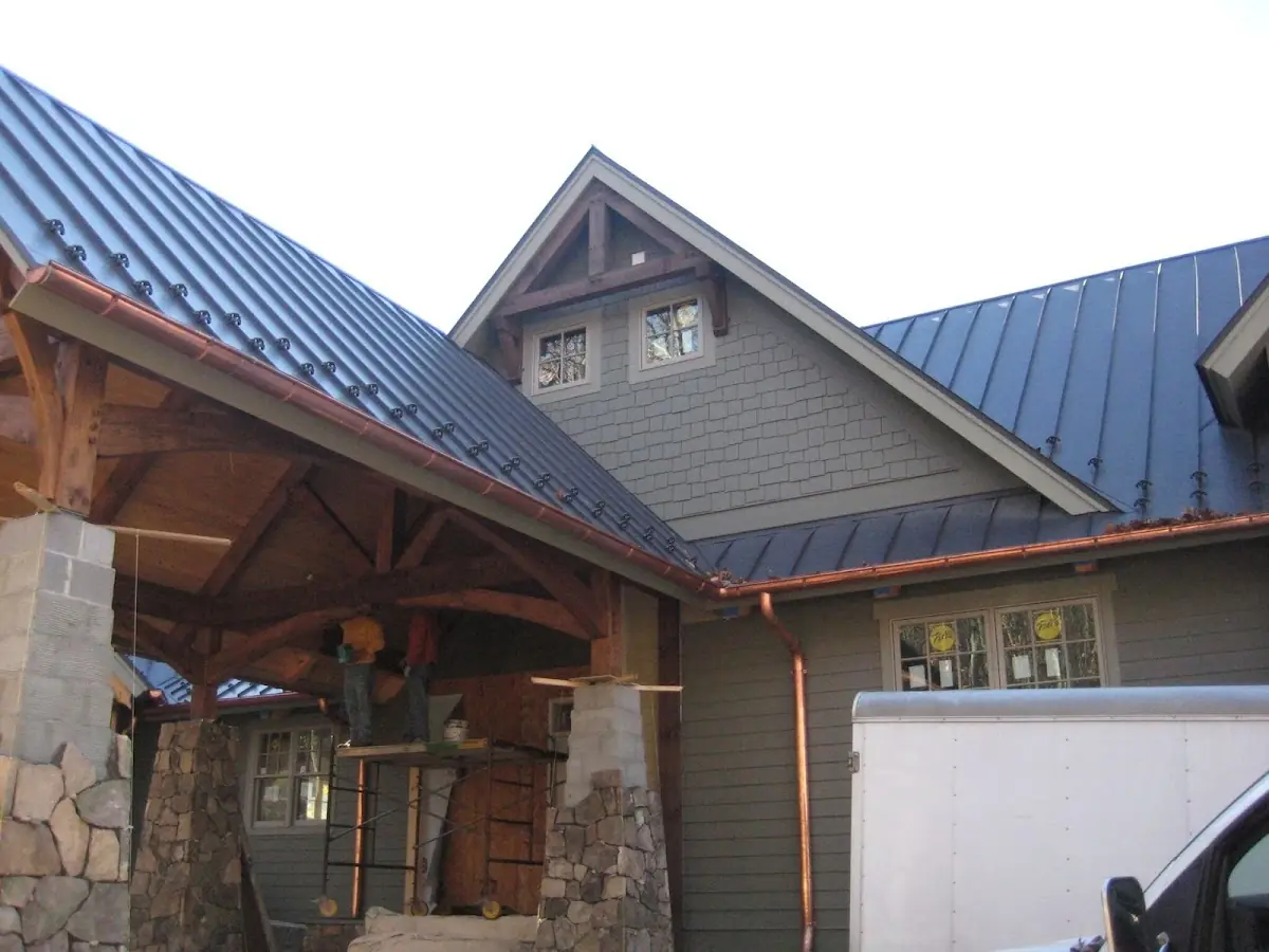 Craftsman Roofing team delivering quality roofing work in Howard Park